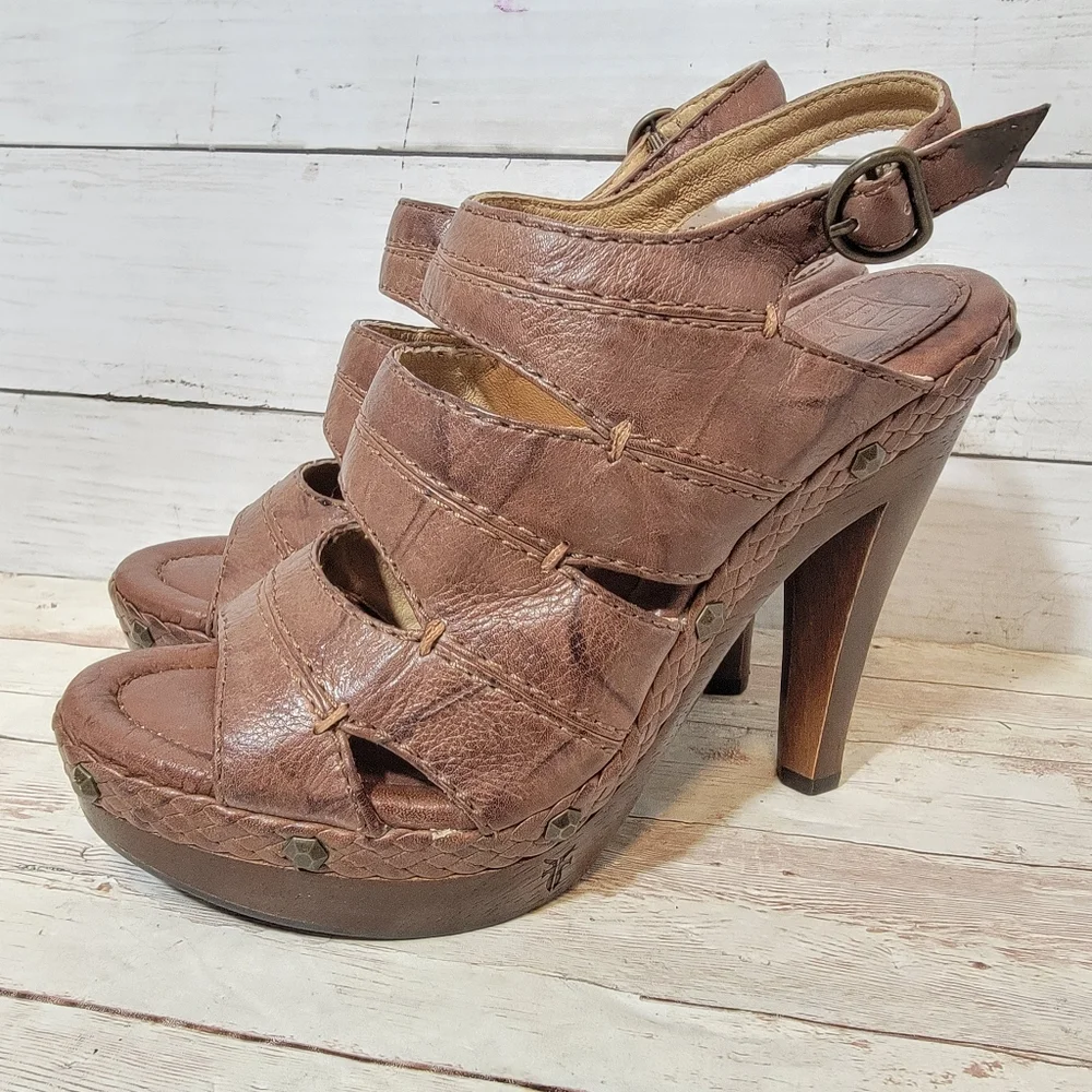 Frye Dara Campus Stitch Heels - Picture 3 of 14